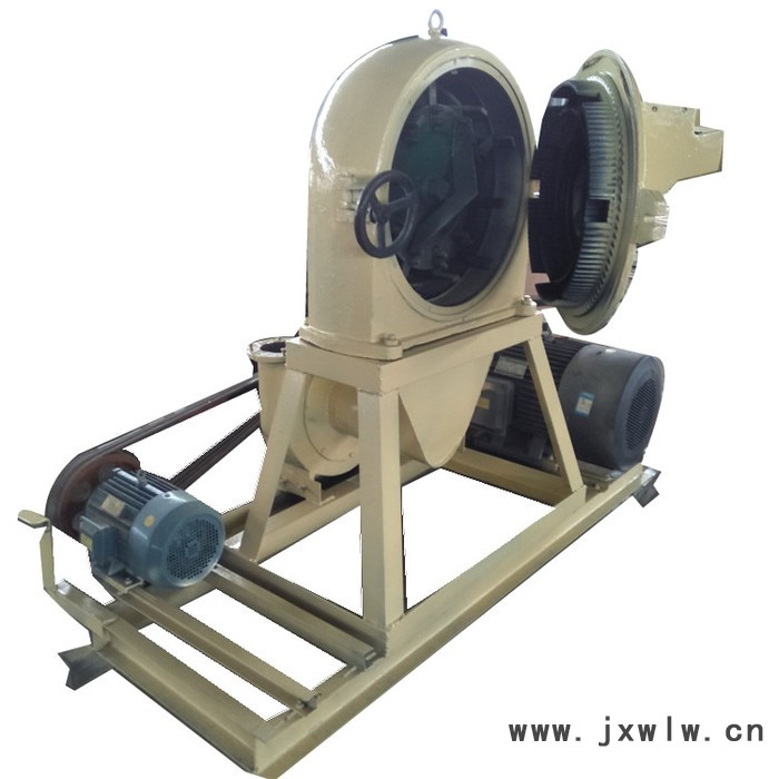 小型飼料粉碎機(jī) 自吸式 顆粒狀飼料粉碎機(jī) 中草藥粉碎設(shè)備 低價(jià)格