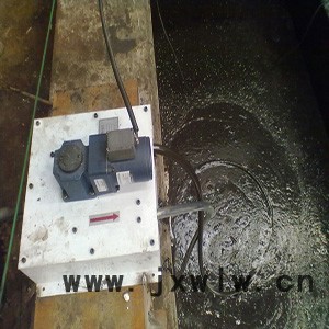 誠博機(jī)械油水分離設(shè)備管式除油機(jī)