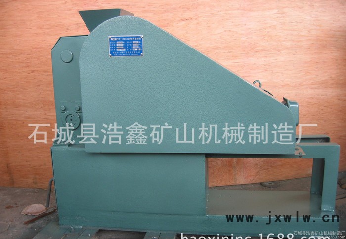 湖北咸寧生產(chǎn)礦石粉碎設(shè)備 PEF顎式破碎機價格 實驗室粉碎設(shè)備工作原理