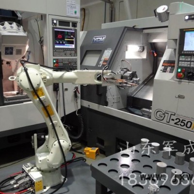 山東軍成上下料機械手臂工業(yè)機器人自動化設(shè)備廠家