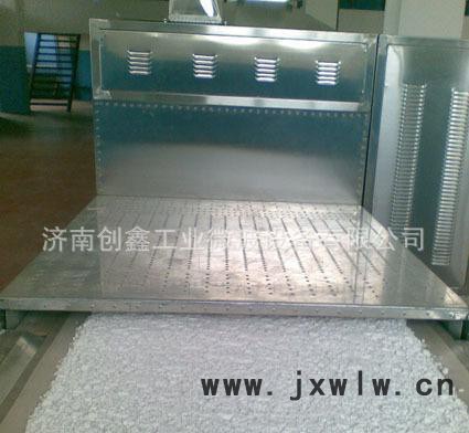 生產(chǎn)專(zhuān)業(yè)珍珠巖保溫板微波干燥設(shè)備