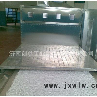 生產(chǎn)專(zhuān)業(yè)珍珠巖保溫板微波干燥設(shè)備