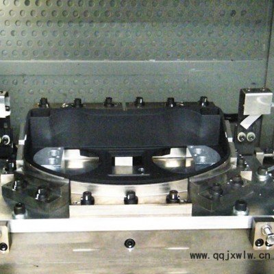 儀表盤焊接機(jī)_汽車儀表盤焊接機(jī)_汽車尾燈焊接機(jī)_大慶門板焊接