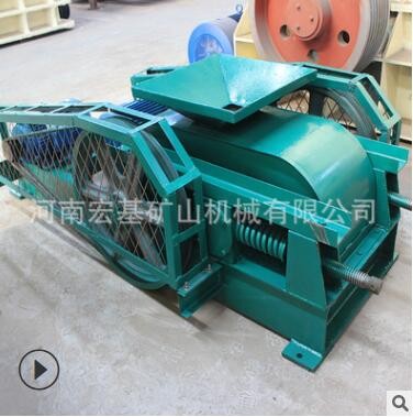 石英石煤炭對(duì)輥式破碎機(jī) 青石河卵石對(duì)輥制砂機(jī) 對(duì)輥擠壓式破碎機(jī)