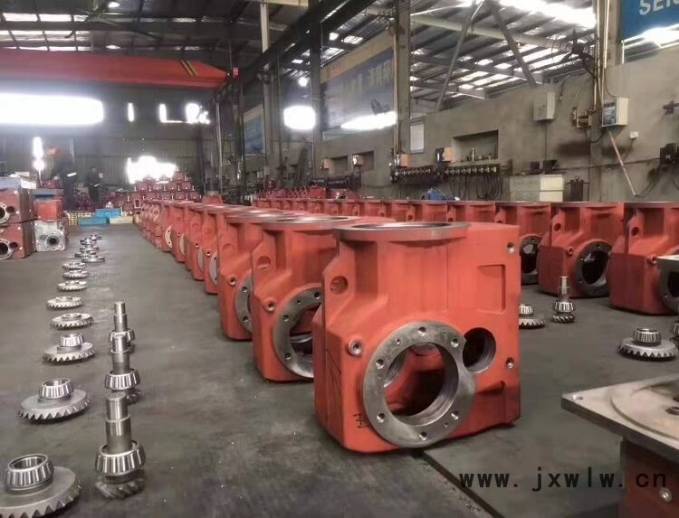 邁傳減速機 RSKF齒輪減速機 硬齒面減速機 斜齒輪減速機 廠家直供 邁傳減速機 RSKF齒輪減速機 硬齒面減速機 斜齒輪減速機 廠家直供